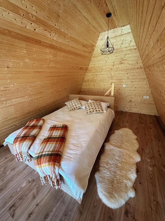 Hotel The Frog Glamping Horezu Zewnętrze zdjęcie