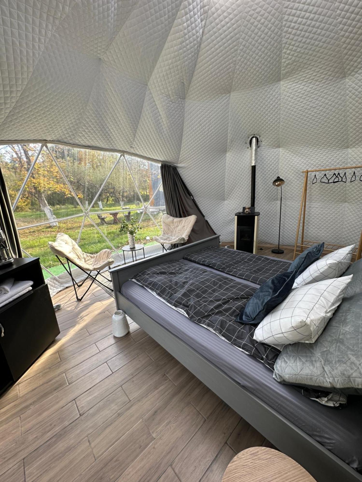 Hotel The Frog Glamping Horezu Zewnętrze zdjęcie