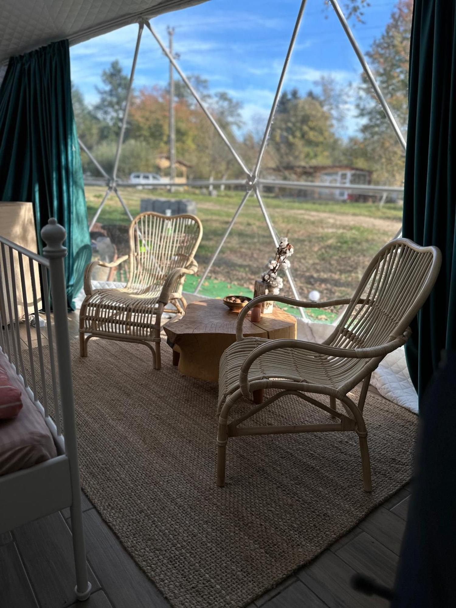 Hotel The Frog Glamping Horezu Zewnętrze zdjęcie