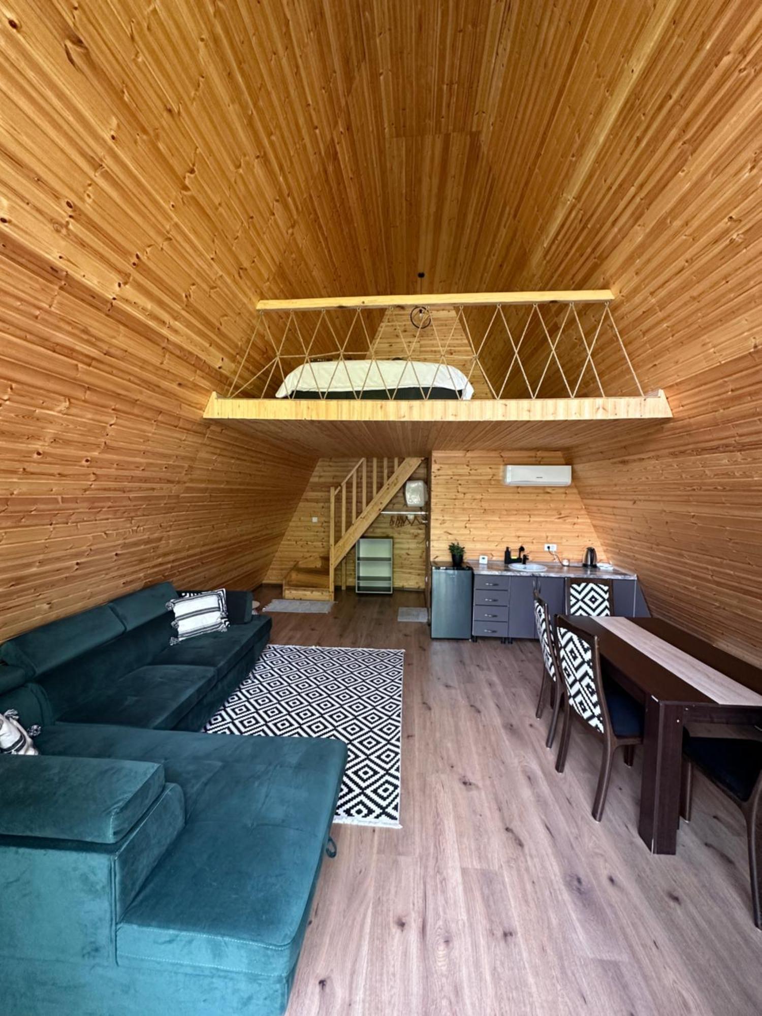 Hotel The Frog Glamping Horezu Zewnętrze zdjęcie