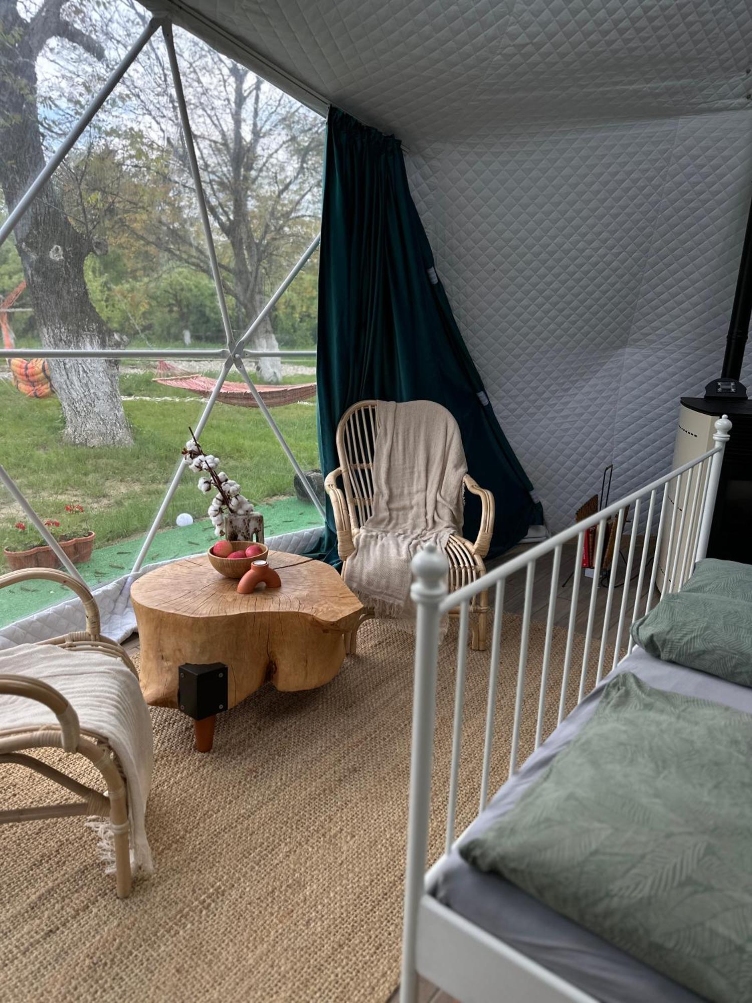 Hotel The Frog Glamping Horezu Zewnętrze zdjęcie