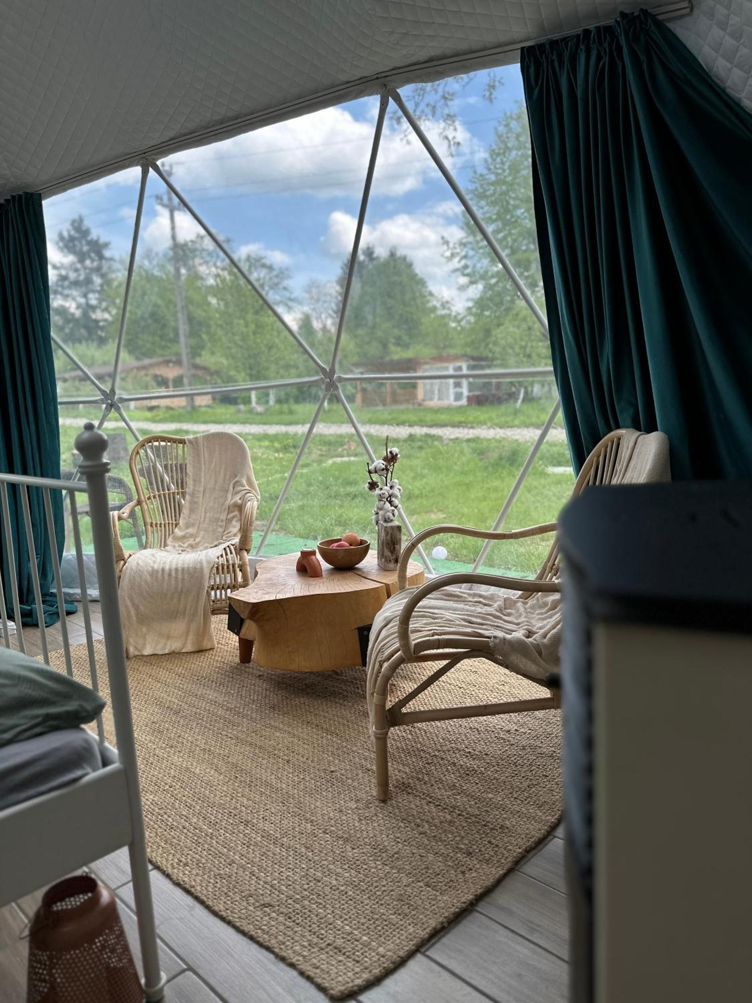 Hotel The Frog Glamping Horezu Zewnętrze zdjęcie
